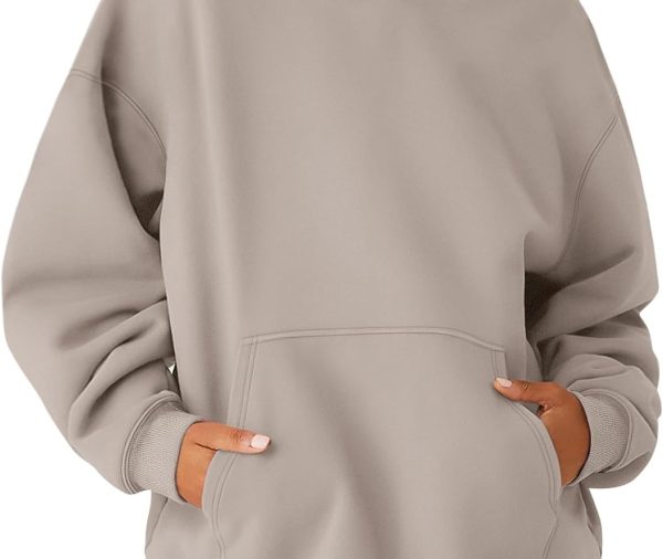 Womens  Sweatshirts Fleece Hoodies Long Sleeve Shirts Pullover Fall Outfits 2025 with Pocket