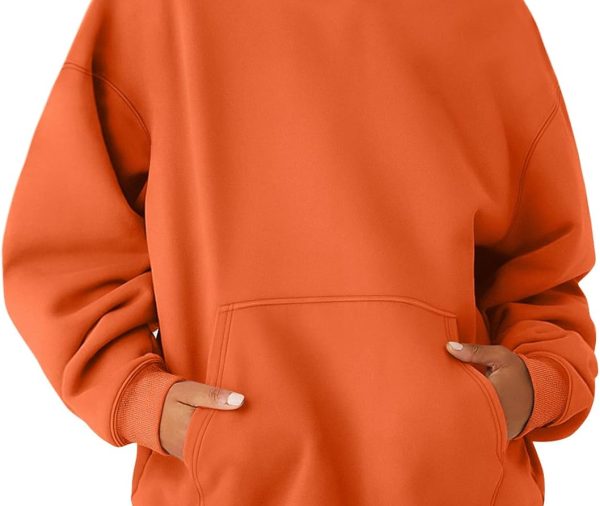 Womens  Sweatshirts Fleece Hoodies Long Sleeve Shirts Pullover Fall Outfits 2025 with Pocket